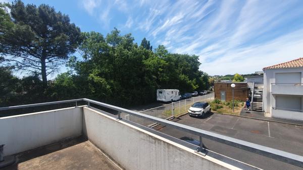 Appartement 2 pièces à vendre Tonnay Charente - 17430 / Réf: 3311