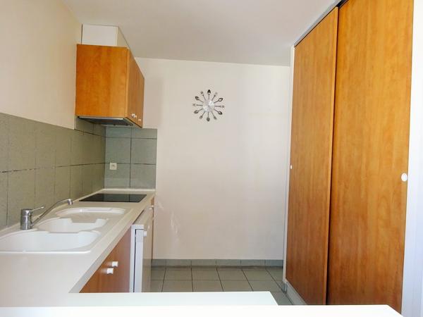 A louer Appartement MONT-DE-MARSAN, centre ville, 2 chambres, parking, balcon