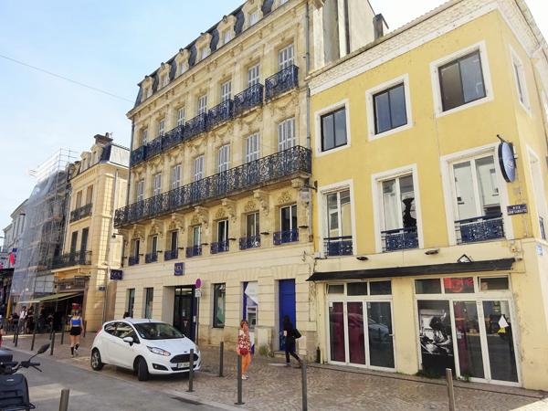 A louer Appartement MONT-DE-MARSAN, centre ville, 2 chambres, parking, balcon