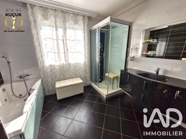 Maison à vendre 7 pièces 153 m² Orléans