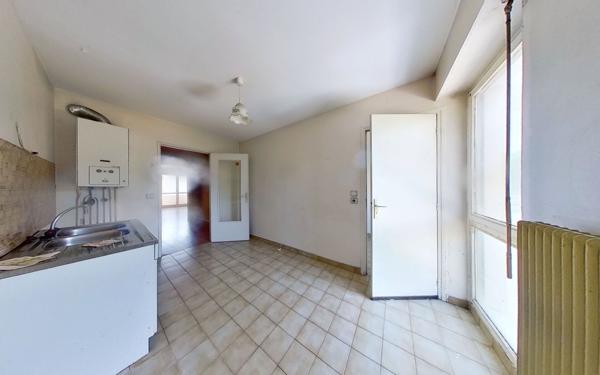 Appartement à vendre    3 pièces • 77,58 m2 Lyon 4