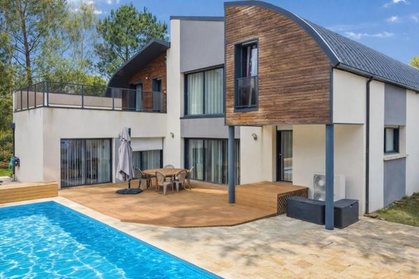 Maison à Le Mans, 72000 - 7 pièces 206m²