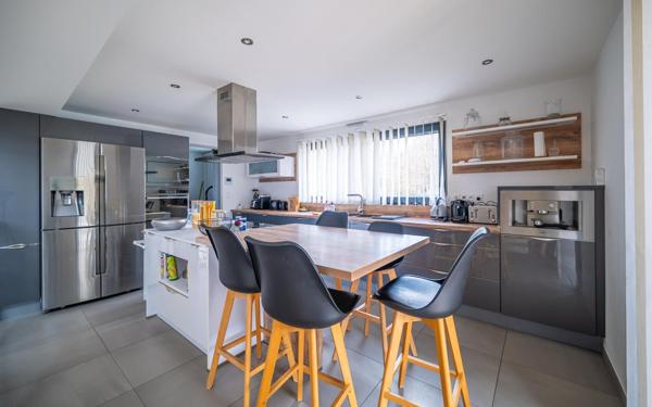 Maison à Le Mans, 72000 - 7 pièces 206m²
