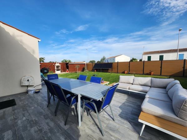 À vendre : Charmante maison de plain-pied 4 pièces – 97 m² habitables + garage et abri bois - SAINT PIERRE D'OLERON (17)