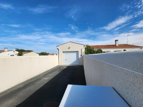 À vendre : Charmante maison de plain-pied 4 pièces – 97 m² habitables + garage et abri bois - SAINT PIERRE D'OLERON (17)