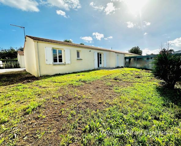 Le Thou. Maison avec garage et jardin.
