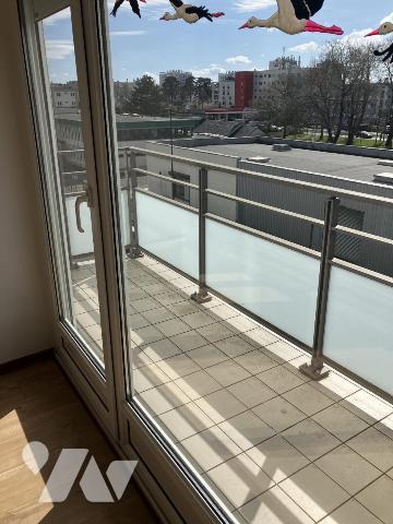 ORVAULT Plaisance. T4 de 74,16 m², Séjour + Salon sur Balcon ,  2 chambres ,   Libre à la Vente