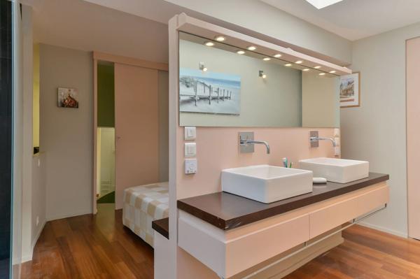 Collonges-au-Mont d'Or - Appartement de 99 m² - 2 Chambres - Jardin environ 300m²