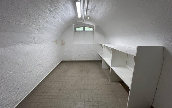 Maison à vendre    11 pièces • 367 m2 Bourg-en-Bresse