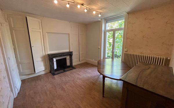 Maison à vendre    11 pièces • 367 m2 Bourg-en-Bresse