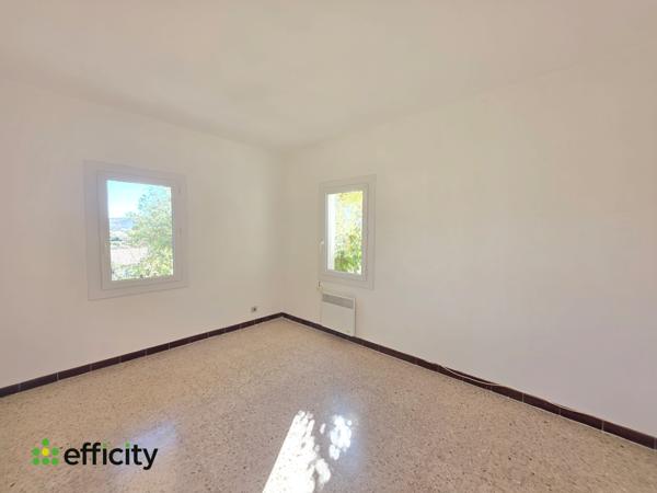 Maison
         6 pièces
        - 100 m² Exclusivité 230 000 €*