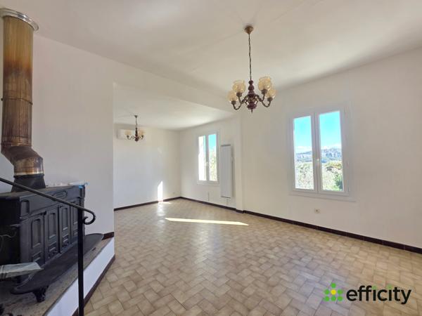 Maison
         6 pièces
        - 100 m² Exclusivité 230 000 €*