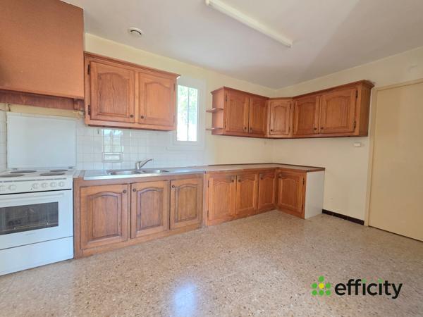 Maison
         6 pièces
        - 100 m² Exclusivité 230 000 €*