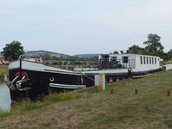 PÉNICHE d'HABITATION 172m² habitables avec Piscine