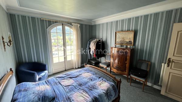 Maison traditionnelle de 198 m²