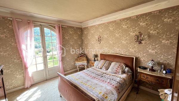 Maison traditionnelle de 198 m²