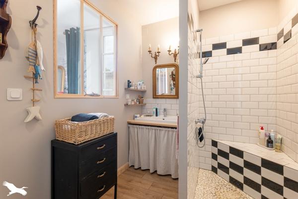 Maison à vendre |                                       Matha |                                        6 pièces  |  212 m²