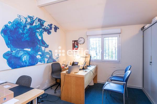 Maison
         6 pièces
        - 178 m² 448 000 € *