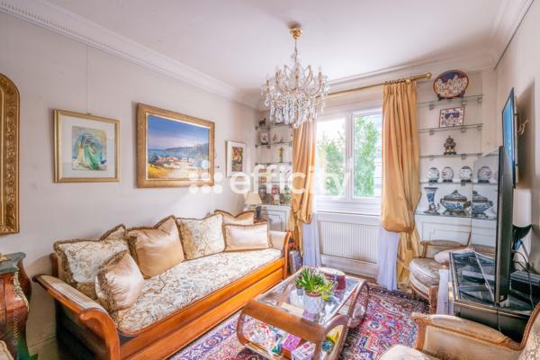 Maison
         6 pièces
        - 178 m² 448 000 € *