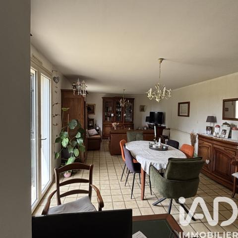 Maison à vendre 5 pièces 93,66 m² Montournais