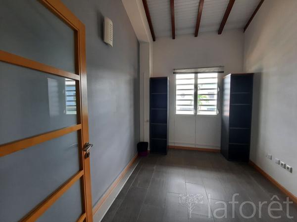 Location bureau Fort-de-France - 3 pièce(s) - 44 m² - 1 120 € / mois
