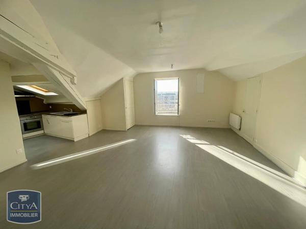 Appartement à louer 2 pièces 56.34m² Voiron (38500)