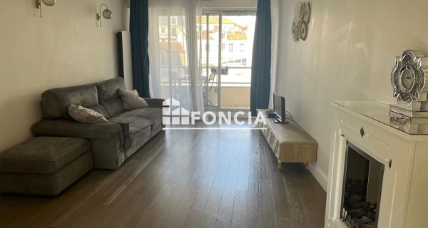 Location Appartement meublé 4 pièces 76.48 m² - Nogent-sur-marne 94130