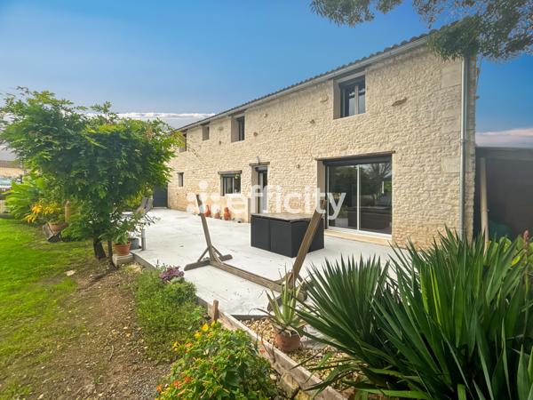 Maison
         6 pièces
        - 192 m² 315 000 € *