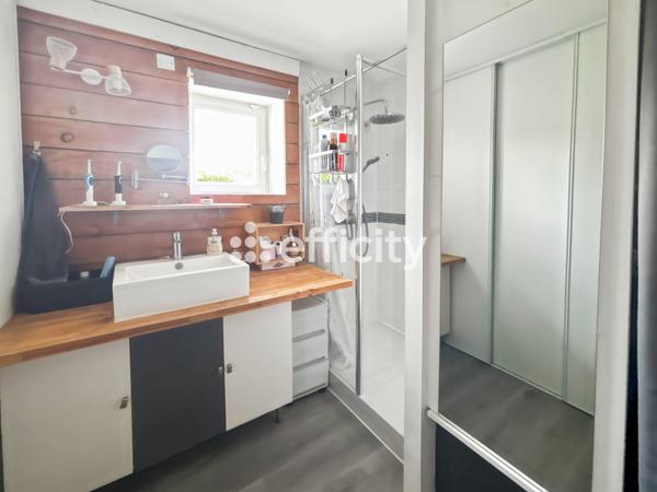Maison
         6 pièces
        - 192 m² 315 000 € *