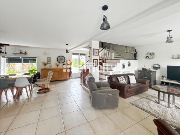 Maison
         6 pièces
        - 192 m² 315 000 € *