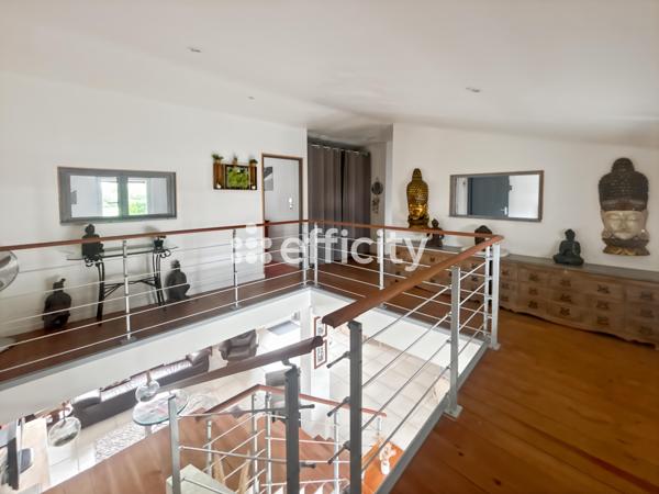 Maison
         6 pièces
        - 192 m² 315 000 € *