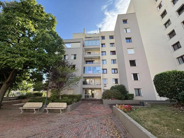 Achat - Appartement Montigny-le-Bretonneux 78180 5 pièces 93 m 2 16057 m 2