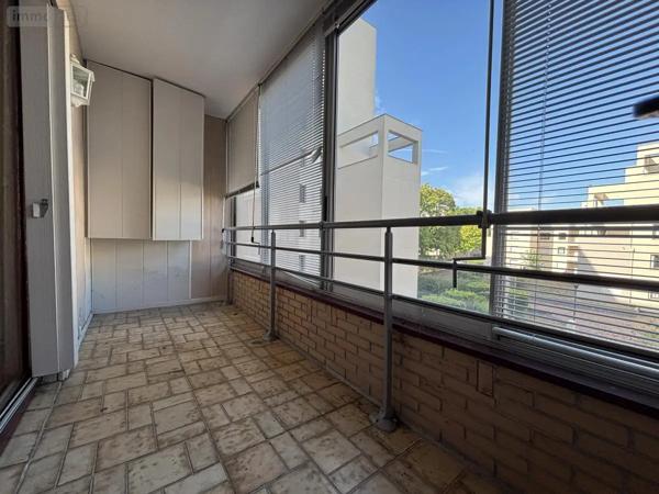 Achat - Appartement Montigny-le-Bretonneux 78180 5 pièces 93 m 2 16057 m 2
