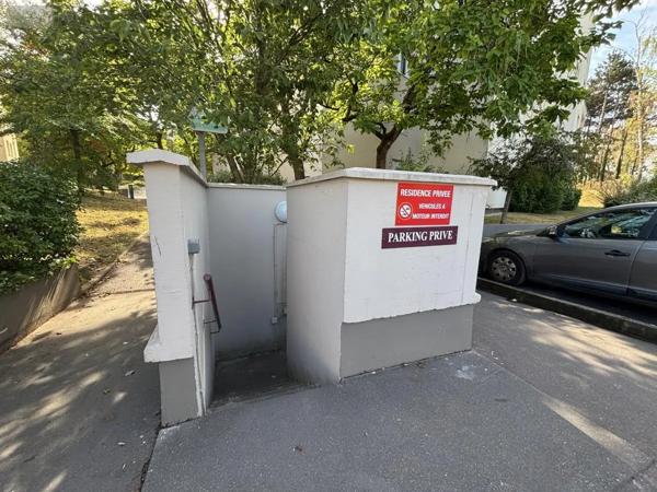 Achat - Appartement Montigny-le-Bretonneux 78180 5 pièces 93 m 2 16057 m 2