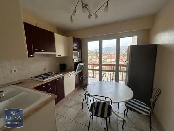 Appartement à louer 2 pièces 58.27m²