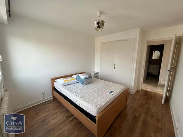 Appartement à louer 2 pièces 58.27m²