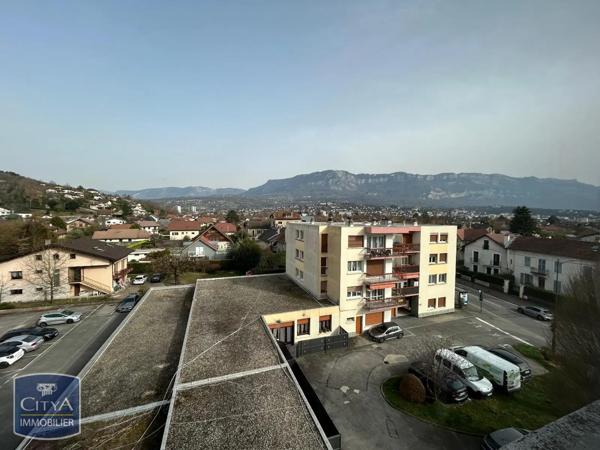 Appartement à louer 2 pièces 58.27m²