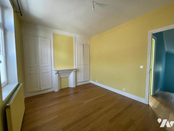 Longueau - maison - 4 chambres - Cour