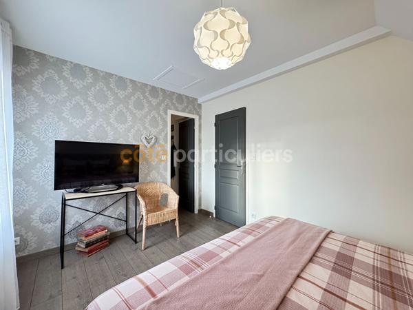 Vente
                Maison148 m² - 7 Pièces -
                    ORLEANS (45000)