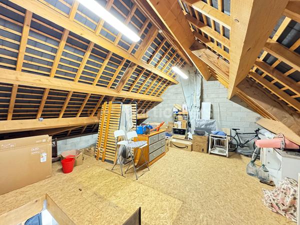 Vente
                Maison148 m² - 7 Pièces -
                    ORLEANS (45000)