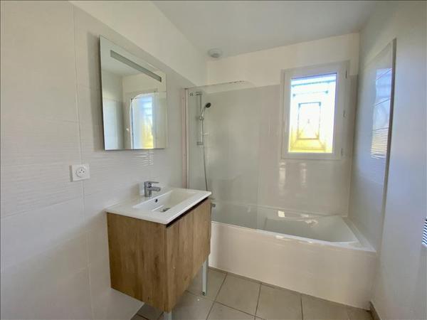 Maison à louer |  Chamadelle |  4 pièces | 90 m²