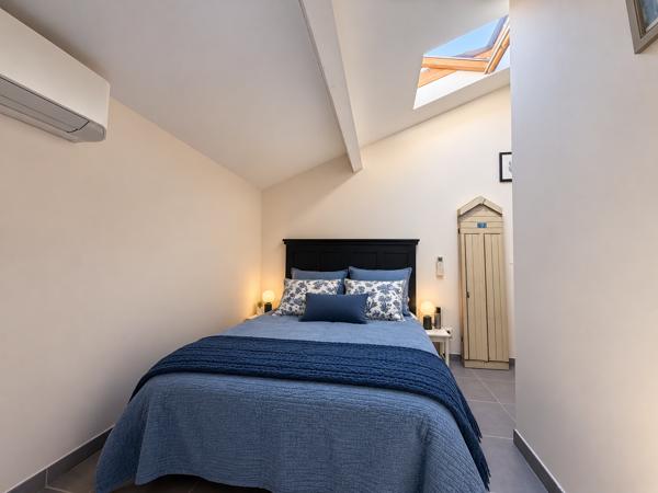 Appartement
         2 pièces
        - 38 m² Exclusivité 200 000 € *