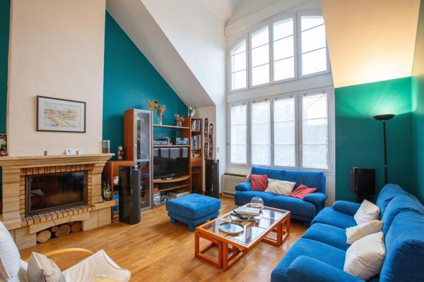 SUPERBE MASON FAMILIALE 205 m2