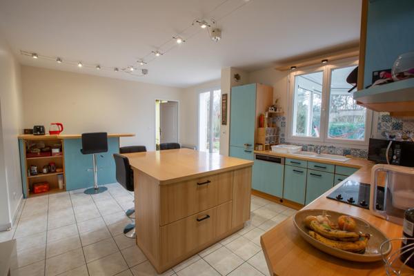 SUPERBE MASON FAMILIALE 205 m2