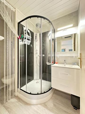 Magnifique appartement Saint Georges De Didonne 31.5  m2   200 M Plage