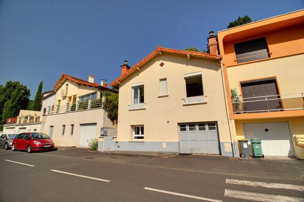 Immeuble de 65 m² à Royat