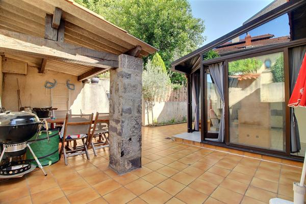 Immeuble de 65 m² à Royat