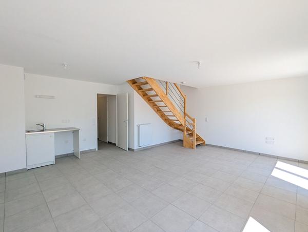Maison T4 neuve en location-accession à Challans - 86 m² avec jardin et garage