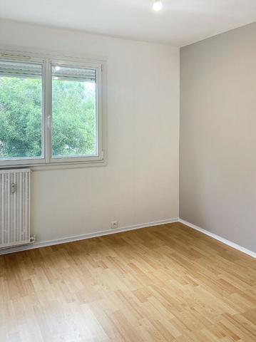 Location appartement Vandœuvre-lès-Nancy - 4 pièce(s) - 85 m² - 950 €/mois