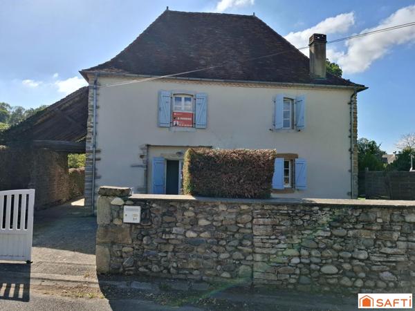 Maison Béarnaise composée de 2 logements, 7 pièces, 5 chambres
